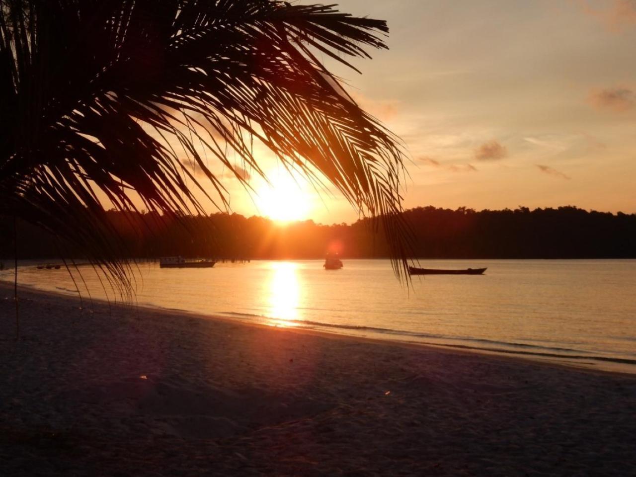 Sandbank Restaurant & Camping Koh Rong Kaoh Touch Luaran gambar