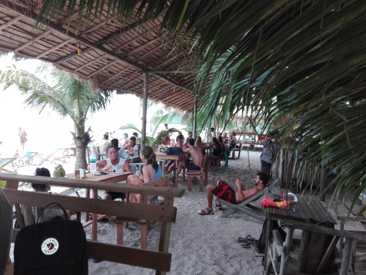 Sandbank Restaurant & Camping Koh Rong Kaoh Touch Luaran gambar
