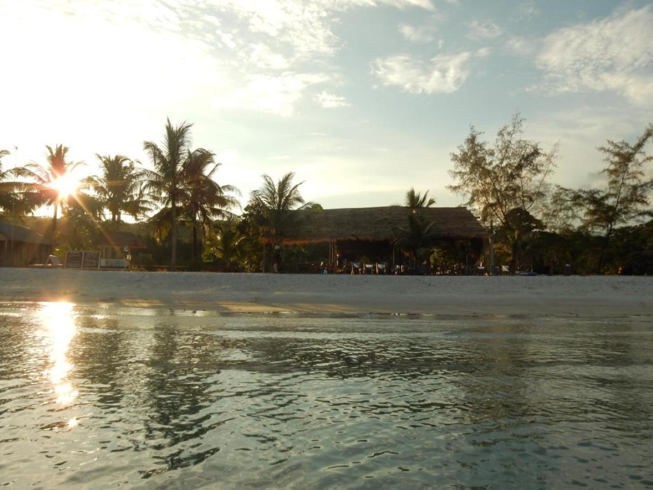 Sandbank Restaurant & Camping Koh Rong Kaoh Touch Luaran gambar