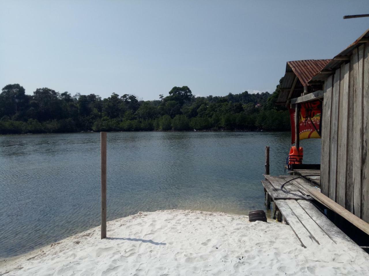 Sandbank Restaurant & Camping Koh Rong Kaoh Touch Luaran gambar