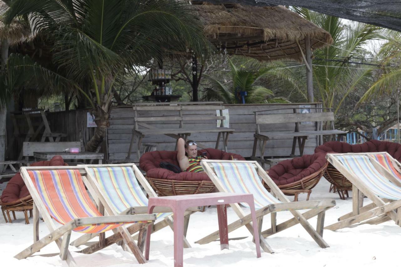 Sandbank Restaurant & Camping Koh Rong Kaoh Touch Luaran gambar